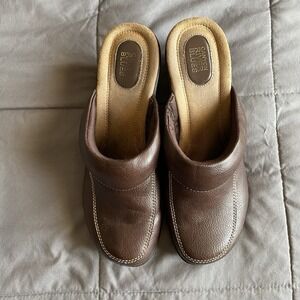 Y2K Size 8.5 Brown Mule Heels Clogs Slip On Women's Canyon River Blues 8 1/2 VTG